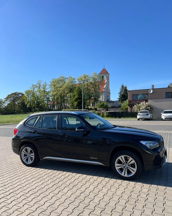 BMW X1 cena 43900 przebieg: 246000, rok produkcji 2013 z Obrzycko małe 37